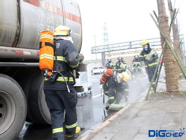 ����Ʒ��܇�¹��l�l(f��)