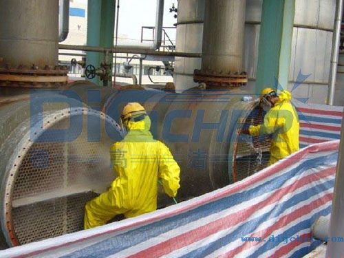 高壓水射流清洗作業(yè)現(xiàn)場(chǎng)